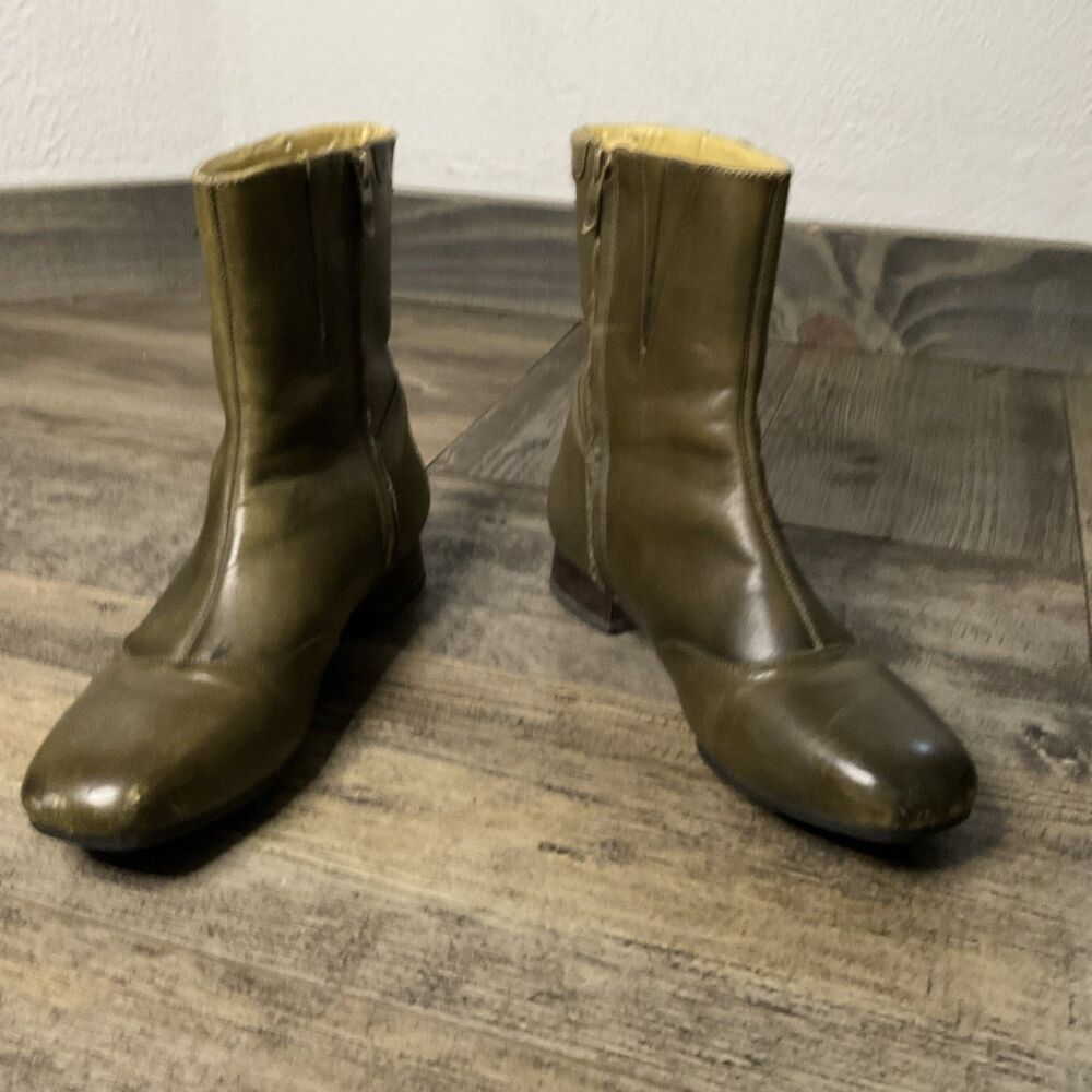 Green Ankle Boots By bussola Size 38